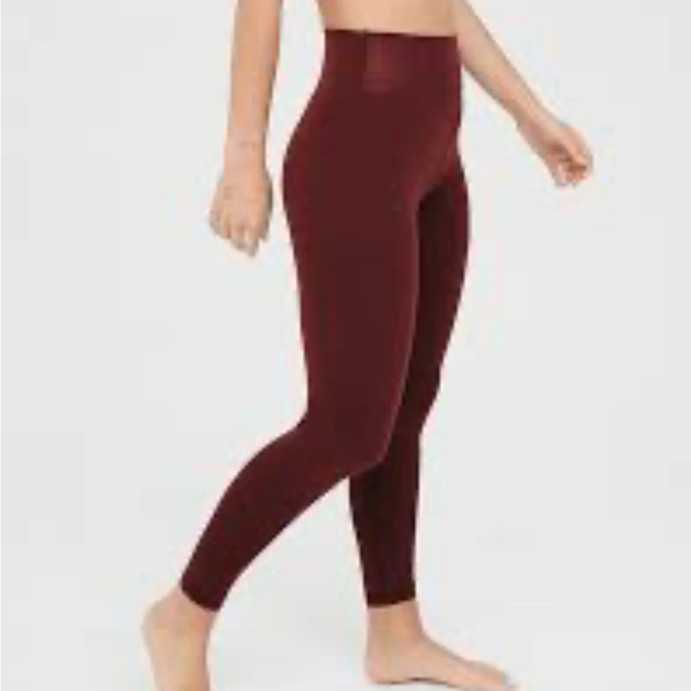 Aerie | Offline Real Me 7/8 Maroon Leggings - Picture 2 of 10